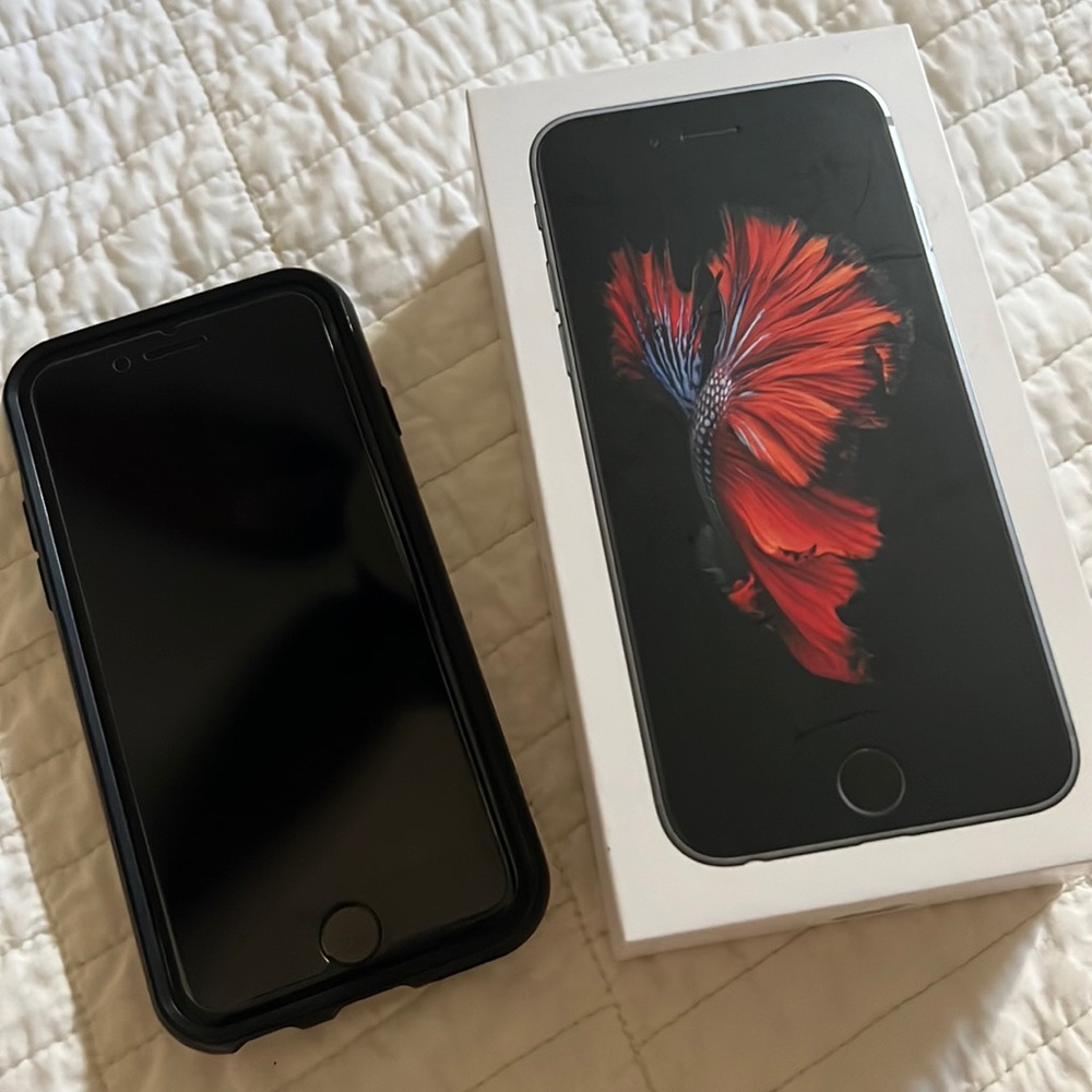 iPhone 6s 32GB with case and glass screen protector